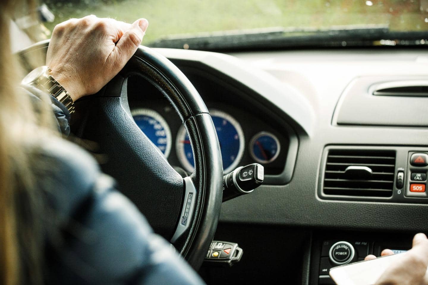 tryg drive giver dig en billig bilforsikring når du kører godt
